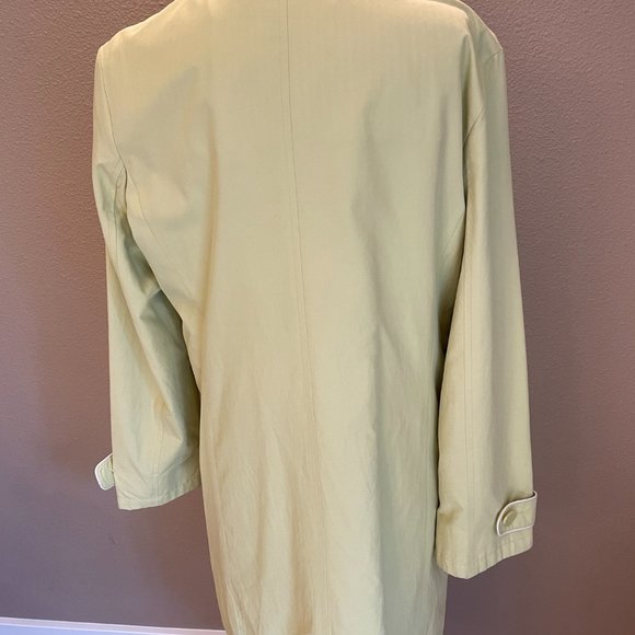 Weatherproof Garment Company Spring Trenchcoat - Picture 2 of 9